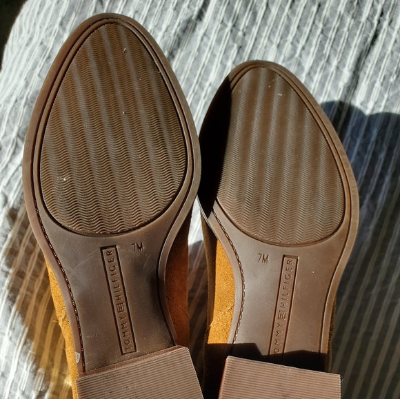 Tommy Hilfiger Booties - Picture 3 of 3